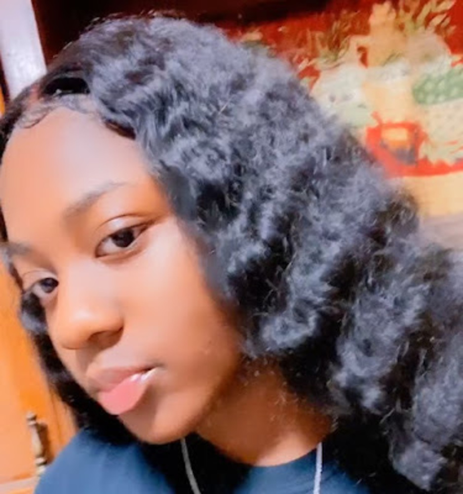 Meet your Posher, Jaila